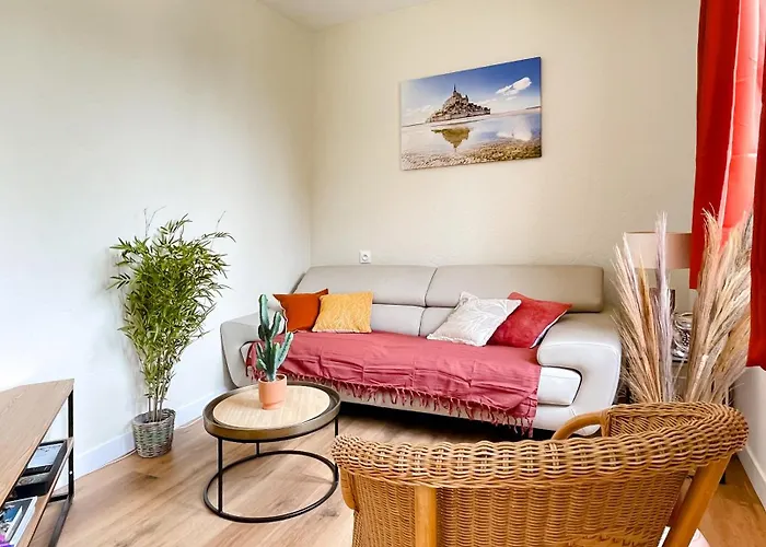 La Des Hortensias Dom wakacyjny Pontorson